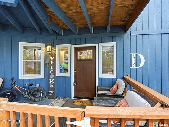 3rd image of 19437 Inlet View Dr