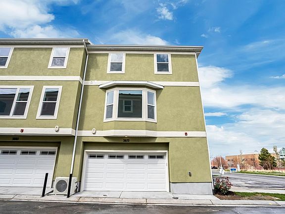 2nd image of 3872 W Lansdown Ct