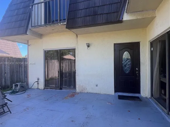 4681 Cherry Rd, West Palm Beach, FL 33417