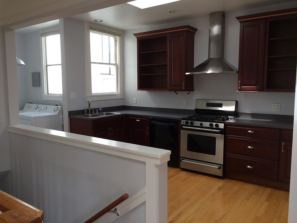 1st image of 783-789 2nd Ave #785