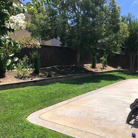 45204 Almora St — Photo 62