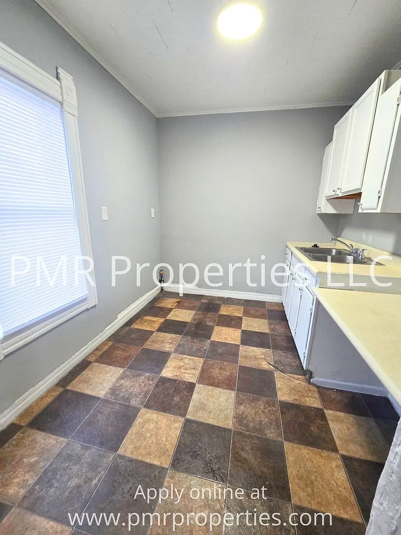 231 S. 4th Street — Photo 4