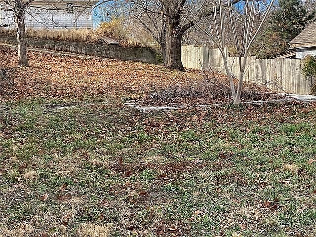 1st image of 1618 S 17th St
