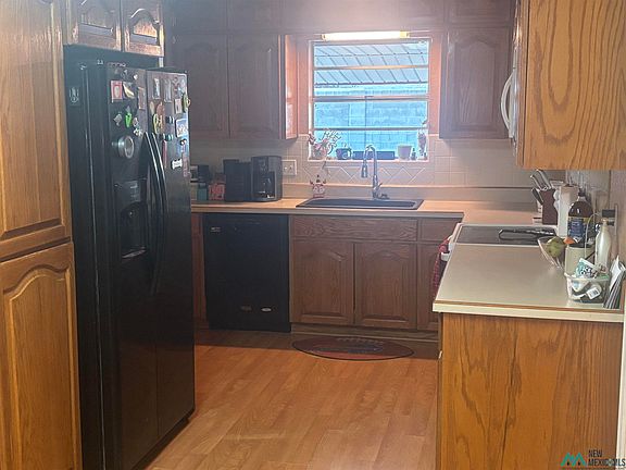 5th image of 631 W Silver Dr