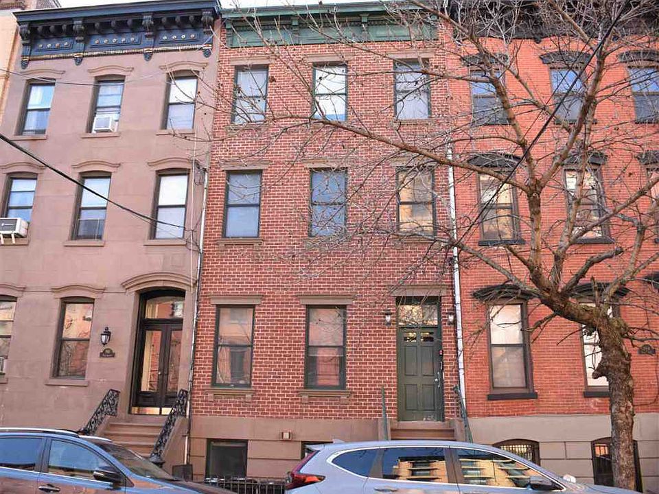 1st image of 912 Park Ave
