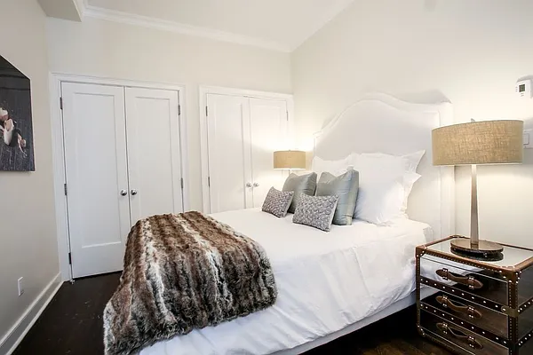 Rented by Stonehenge NYC LLC | media 77