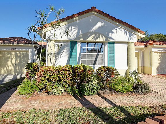 2nd image of 15396 Rosaire Ln