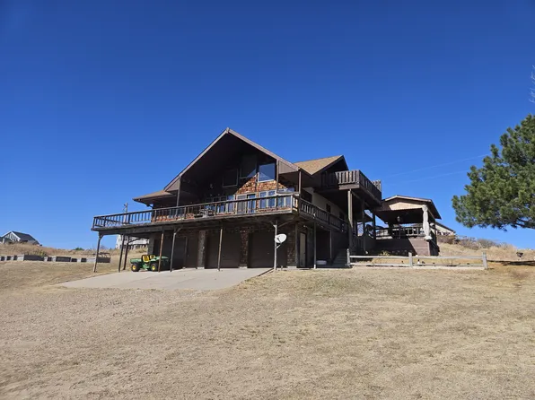 24 McGinleys, Keystone, NE 69144