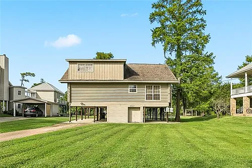 69037 Riverbend Dr Photo 1