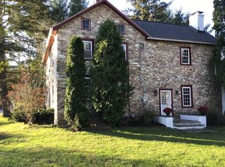 679 Oxford Rd, Lincoln University, PA 19352