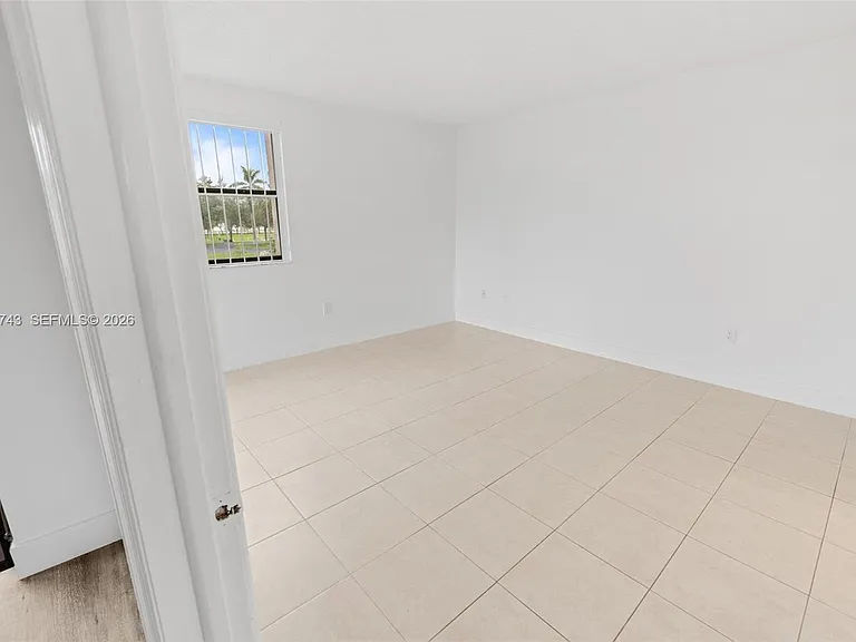 210 W Park Dr #2052 — Photo 25