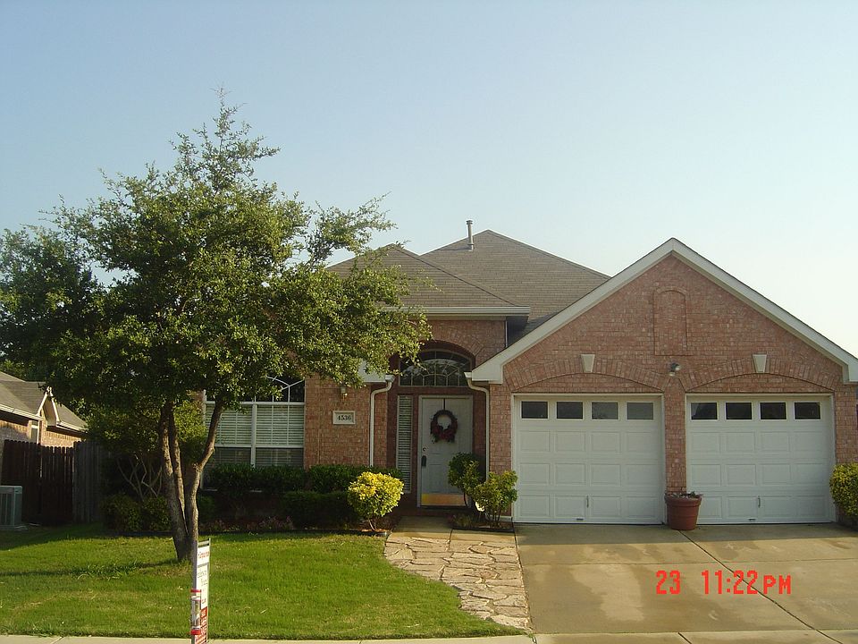 Crisp, clean front elevation