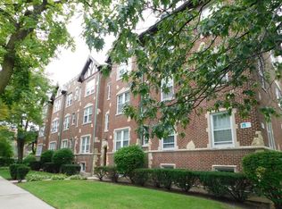 2060 Ridge Ave APT 1S, Evanston, IL 60201