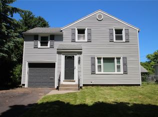 10 Stanford Rd W, Rochester, NY 14620