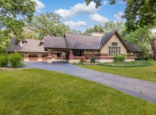 53 Brookside Dr, Lemont, IL