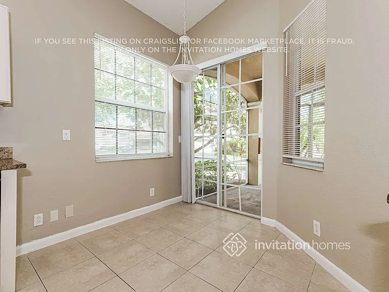 2448 Sandy Cay — Photo 4