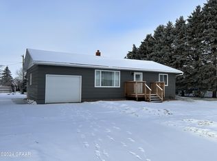 413 Minnesota St N, Fordville, ND 58231