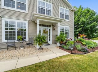 200 Belle Vue Ct #A, Sugar Grove, IL 60554