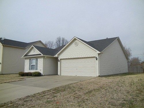 3rd image of 5209 Sand Lake Dr