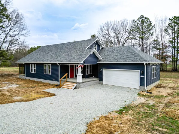 1225 Linden Hwy, Hohenwald, TN 38462