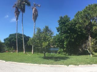 11019 69th Ave, Seminole, FL 33772