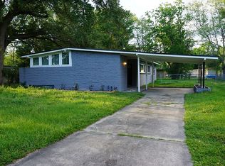 7033 Rollo Rd, Jacksonville, FL 32205