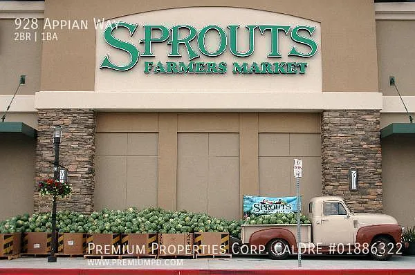 928 Appian Way — Photo 27