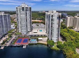 2780 NE 183rd St APT 501, Aventura, FL 33160