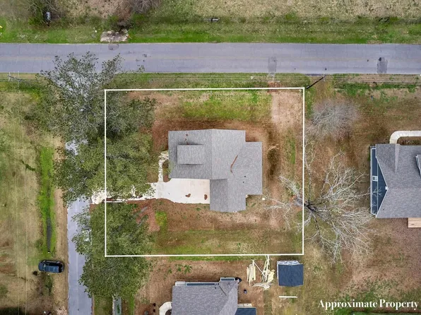 202 Pinedale Rd, Clanton, AL 35045