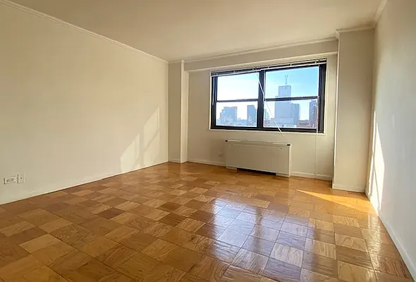 Rented by REAL New York | media 17