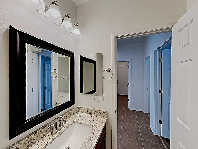 868 W Basswood Ave — Photo 20