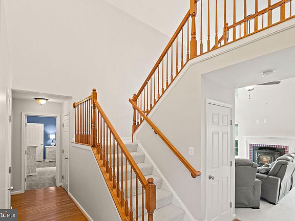 4th image of 17220 Rosecliff Ct