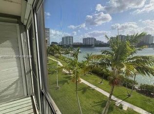Point East Sec Ii Condo, Aventura, FL 33160