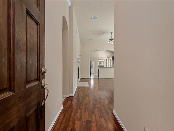 2nd image of 2217 Pine Creek Ct