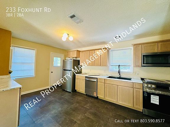 4th image of 233 Foxhunt Rd