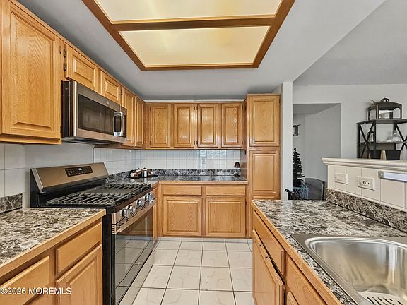4th image of 1205A Thornbury Lane