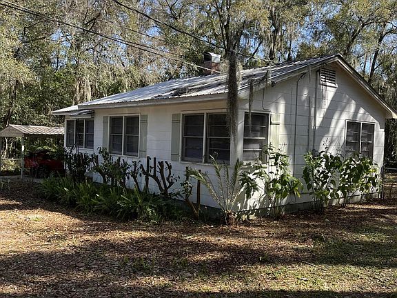 4th image of 2221 GOLF Drive