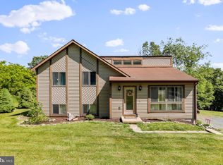 389 Apple Tree Dr, Ridgeley, WV 26753