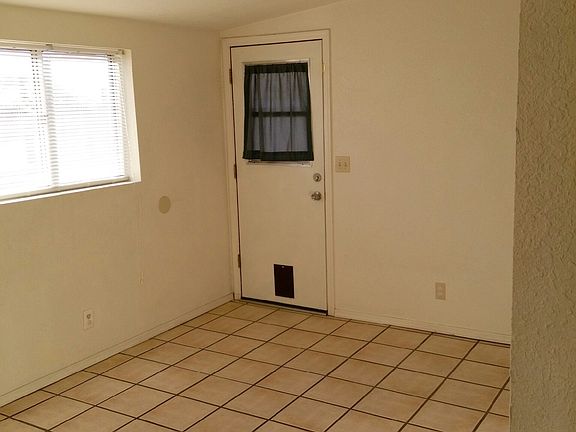 2nd image of 824 Cactus Dr