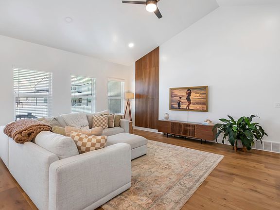 3rd image of 3407 S Pinyon Ln