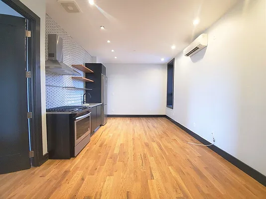 Rented by Doorway NYC, LLC | media 25
