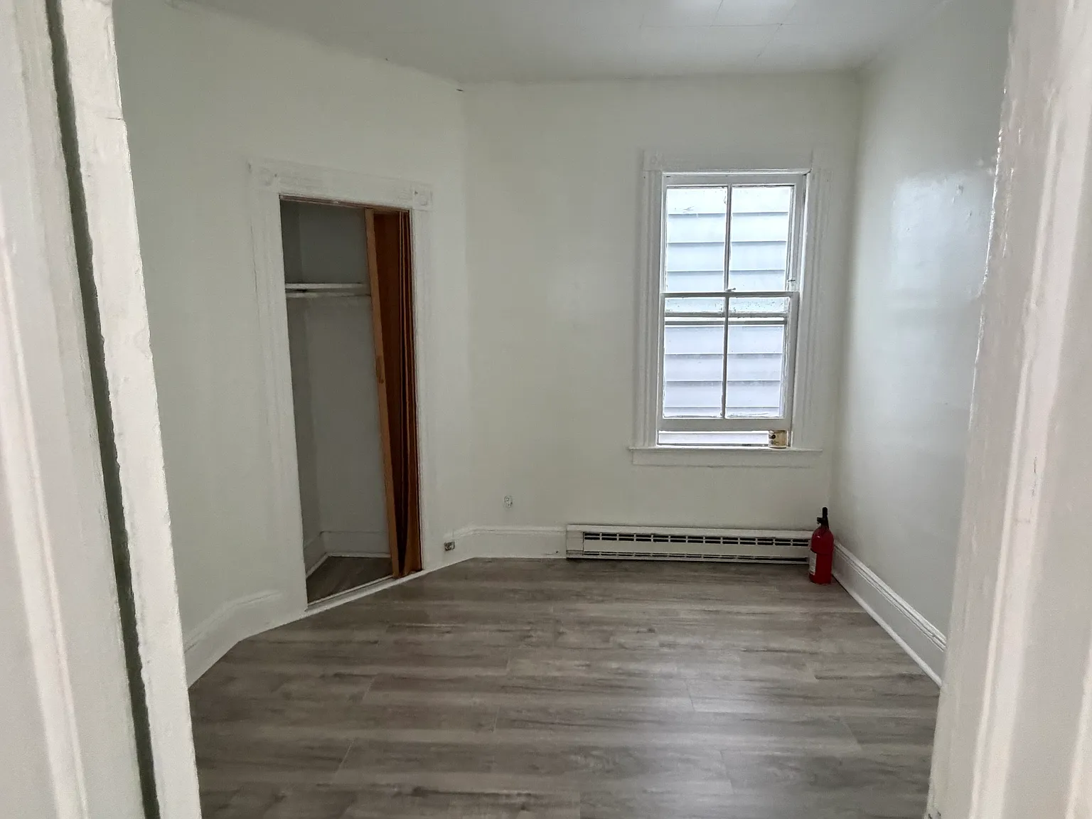 3 bed, $2,200 — Photo 3