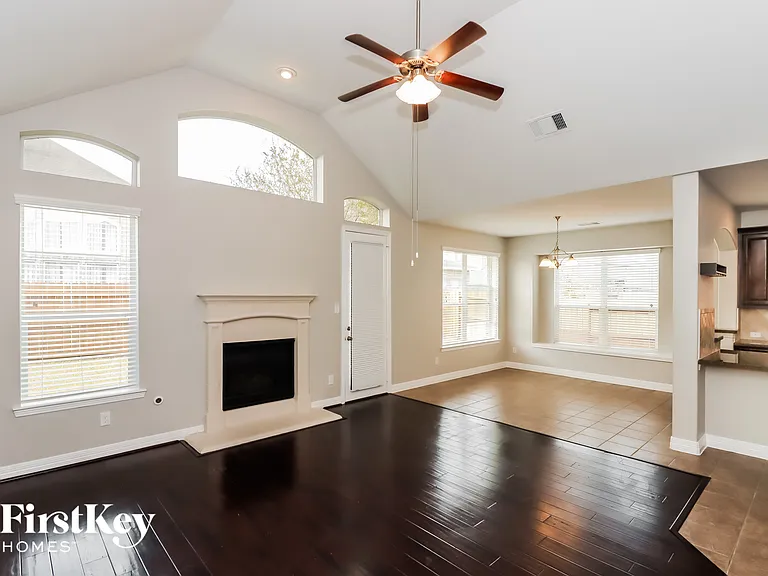 10911 Visconti Ct — Photo 3
