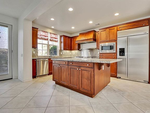 5th image of 15509 Orchid Ave