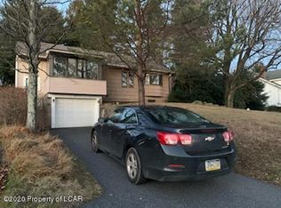 1979 E Broad St, Beaver Meadows, PA 18216