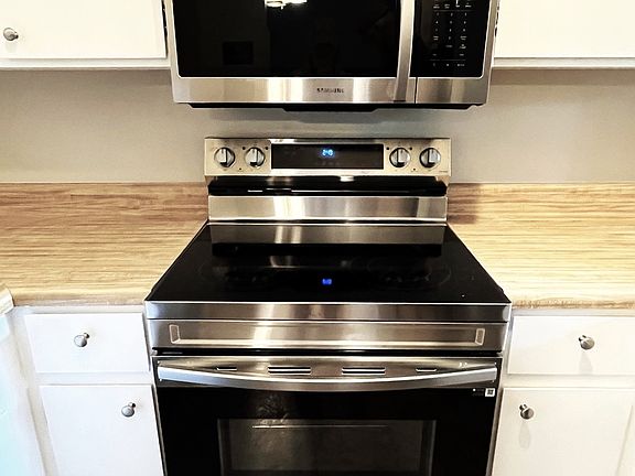 5th image of 1625 W Elizabeth St #1