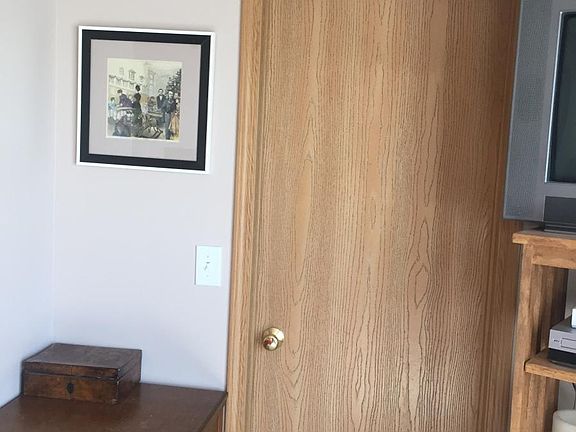 Walk-In Pantry