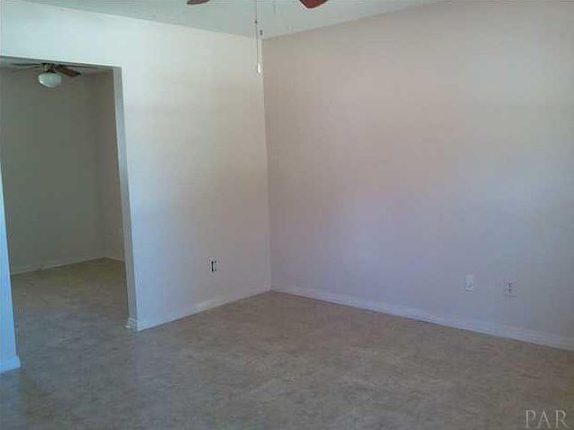 2nd image of 5465 Holley St