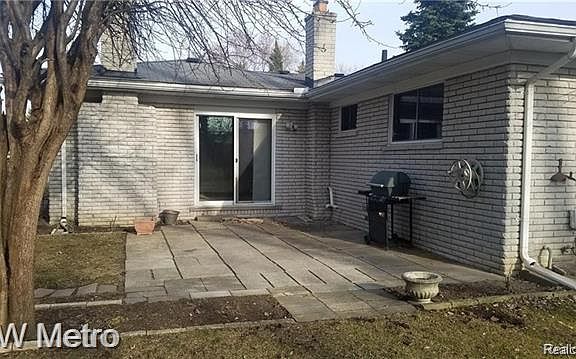 2nd image of 2871 Clayton Dr