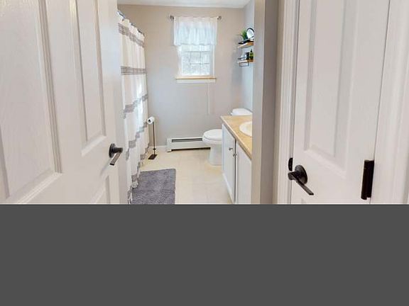 2nd image of 15 Saint James Pl
